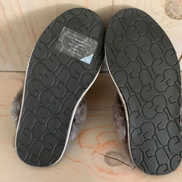 UGG SCUFFETTE 2 METALLIC SPARKLE GUNMETAL SILVER NEW SLIPPERS - Picture 6 of 8